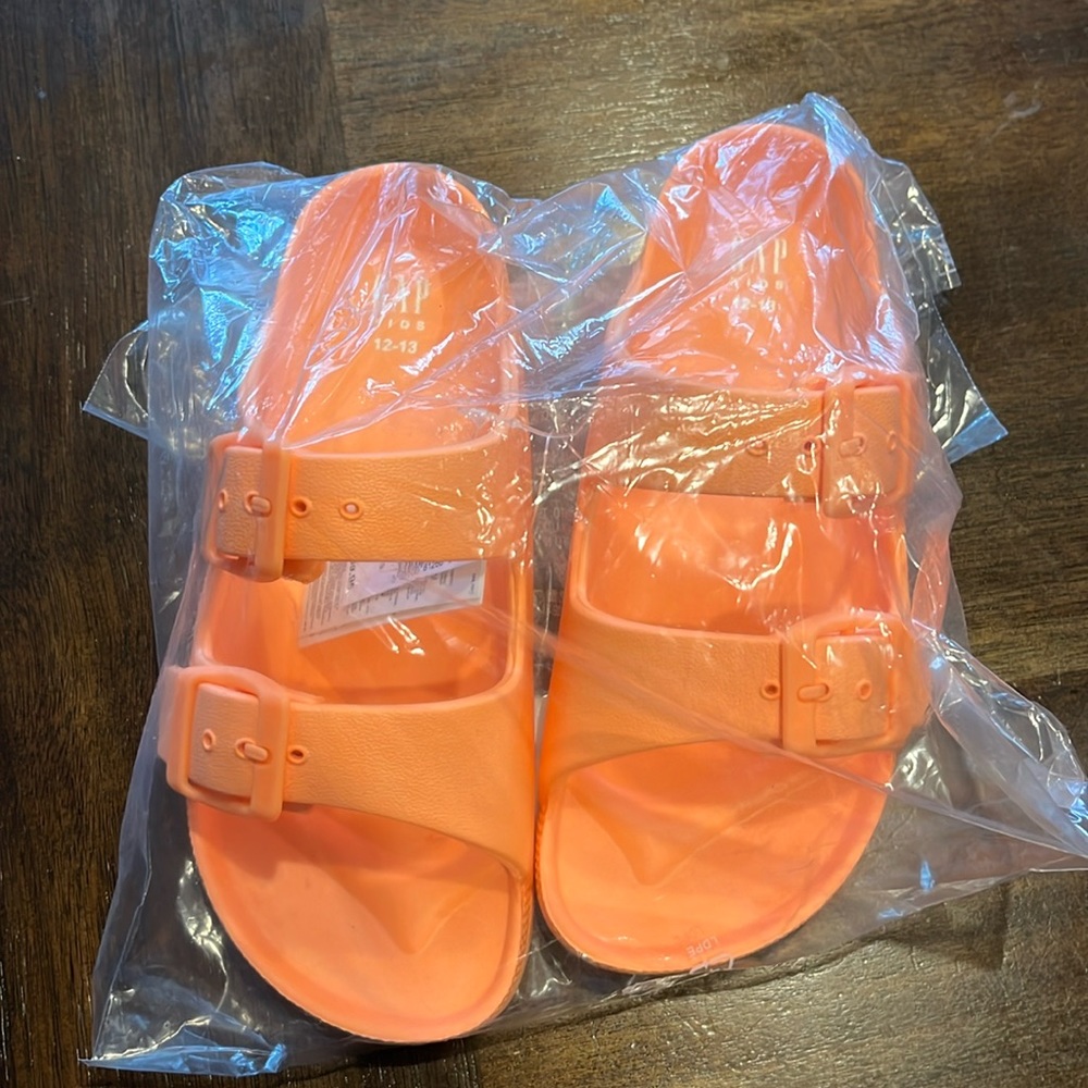 Brand new Gap sandals size 12/13